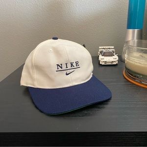 NIKE HAT